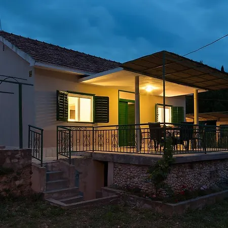 House Бол