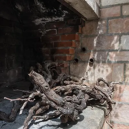 Дом отдыха House